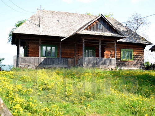 Foto: Casa traditionala Breb (c) eMaramures.ro